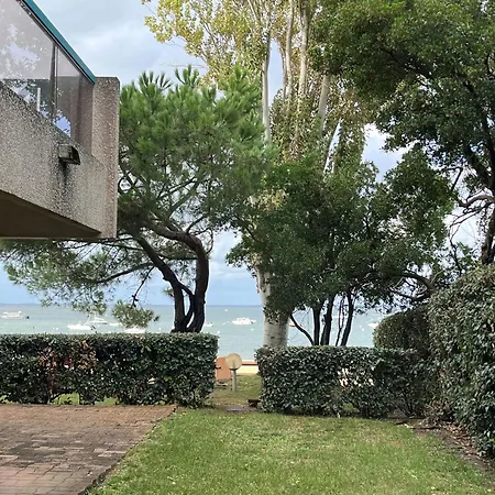 T2 Avec Terrasse, Jardin Et Parking A - D'eyrac A 300m - Fr-1-319-17 阿卡雄