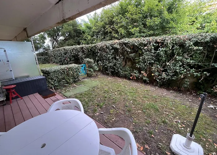 T2 Avec Terrasse, Jardin Et Parking A - D'eyrac A 300m - Fr-1-319-17 * Arcachon